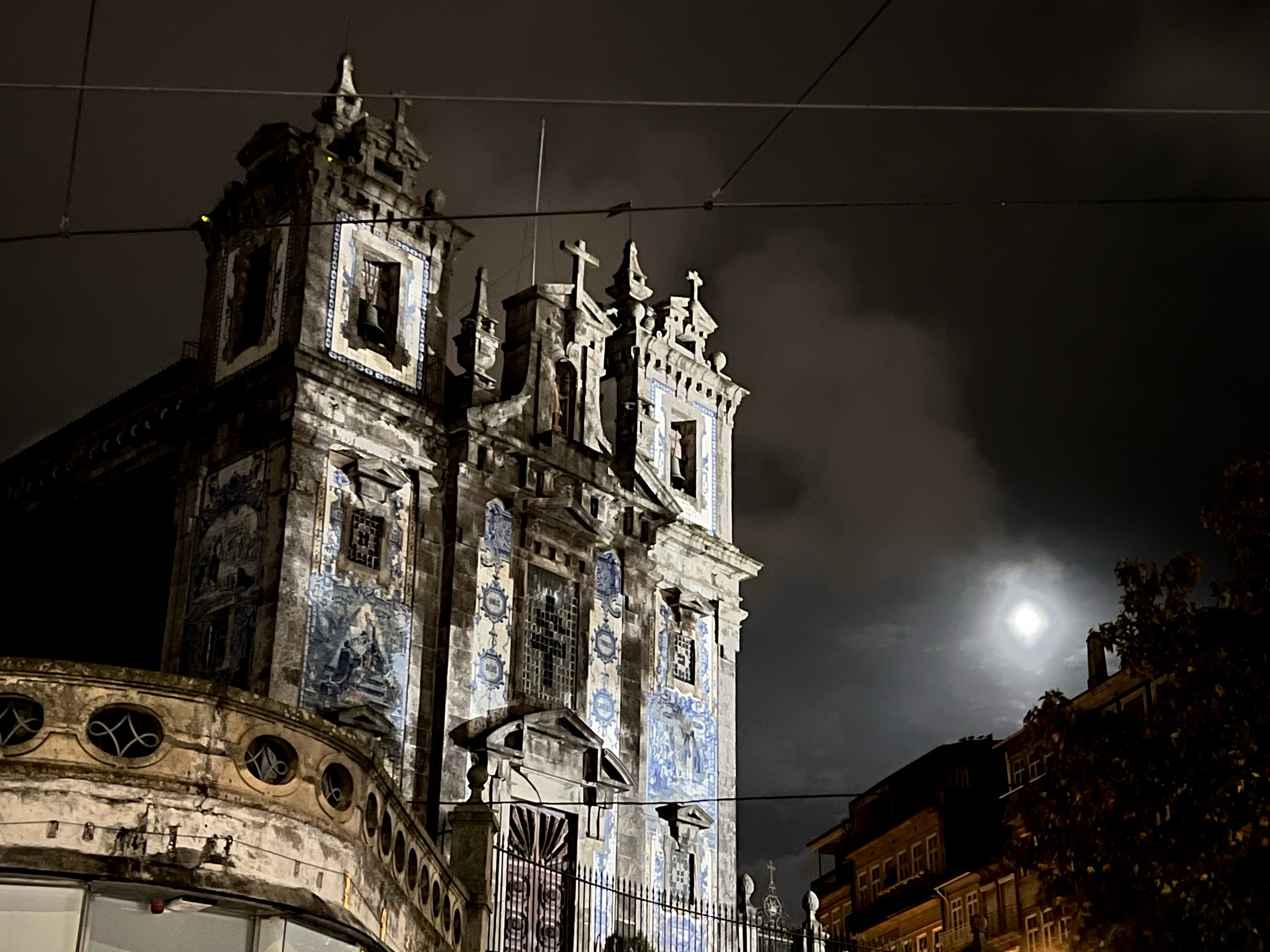 Night sky in Porto